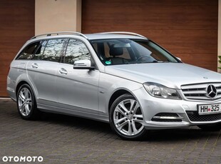 Mercedes-Benz Klasa C 180 T BlueEFFICIENCY 7G-TRONIC Avantgarde