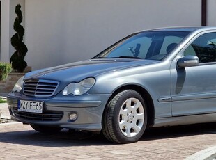 Mercedes-Benz Klasa C 220 T CDI Classic