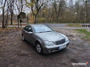 Mercedes-Benz w203 c180 kompressor 2003r.