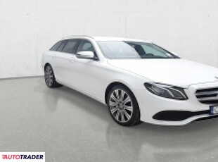 Mercedes E-klasa 2.0 benzyna 184 KM 2018r. (Komorniki)