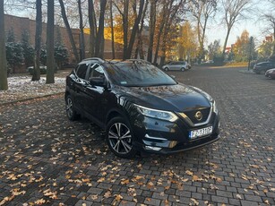 Nissan Qashqai 1.3 DIG-T N-Connecta DCT