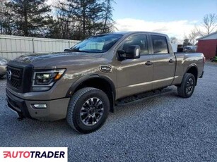 Nissan Titan 5.0 benzyna 2022r. (ALBANY)