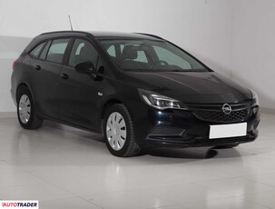 Opel Astra 1.6 108 KM 2018r. (Piaseczno)