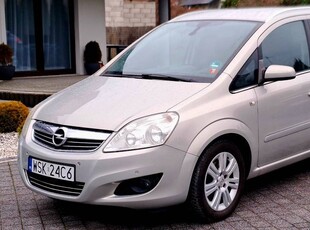 Opel Zafira Benzyna Zarejestrowany 7 osób