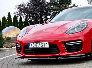 Porsche Panamera GTS