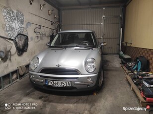 Sprzedam Mini One 1.6 klima(zamiana)