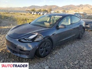 Tesla Model 3 benzyna 2023r. (MAGNA)