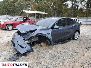 Tesla Model Y benzyna 2023r. (AUSTELL)