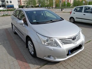 Toyota Avensis 1.6 Luna