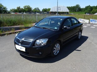 Toyota Avensis 2.0 D-4D Sol