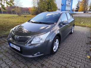 Toyota Avensis Combi 1.8 Comfort