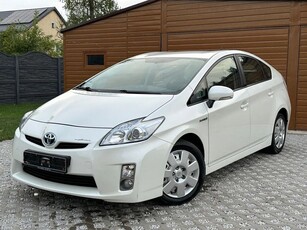 Toyota Prius (Hybrid) Executive