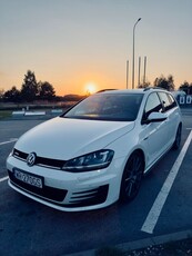 Volkswagen Golf VII 2.0 TDI BMT GTD