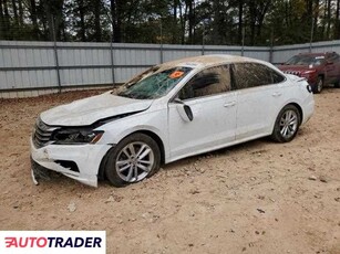 Volkswagen Passat 2.0 benzyna 2020r. (AUSTELL)