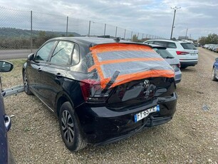 VOLKSWAGEN Polo VI 1.0 TSi 95 Active FY657