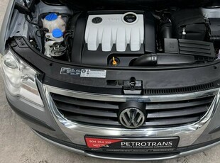 Volkswagen Touran 1.9TDI / 105KM Klimatyzacja Tempomat Alufelgi Czujniki Parkowania