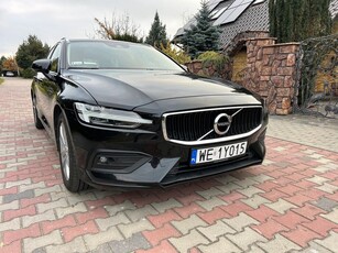 Volvo V60 B3 B Momentum Pro