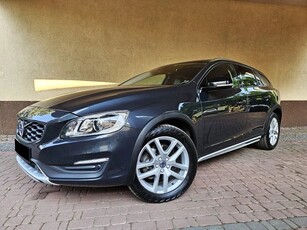 Volvo V60 Cross Country D4 Geartronic Summum