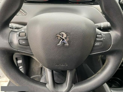 Peugeot 208 Zadbany z oryginalnym niskim przebiegiem !!!