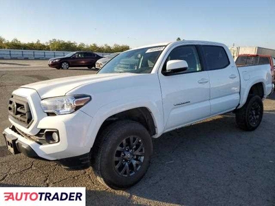 Toyota Tacoma 3.0 benzyna 2022r. (FRESNO)