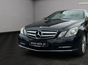 Mercedes E 250 Nowy rozrząd/9GTronic/Bixenon/Skóry/Czujniki przód i tył/Navi