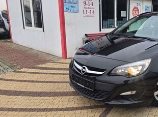 Opel Astra J