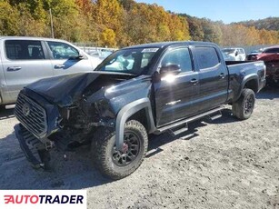 Toyota Tacoma 3.0 benzyna 2022r. (HURRICANE)