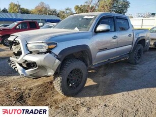 Toyota Tacoma 3.0 benzyna 2022r. (WICHITA)