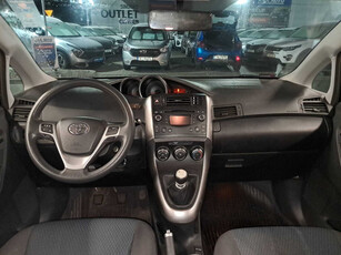 Toyota Verso 2013 1.6 Valvematic 89579km Samochody Rodzinne