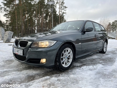 BMW Seria 3 318d