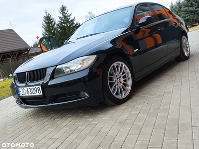 BMW Seria 3 318d