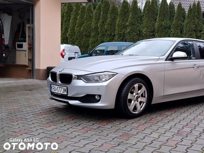 BMW Seria 3 318d