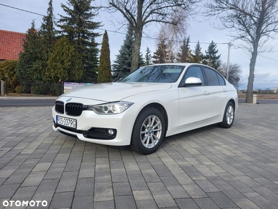 BMW Seria 3 318d