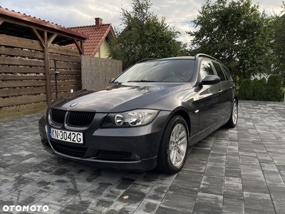 BMW Seria 3 318d DPF Touring