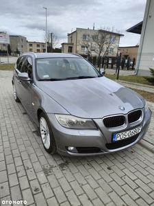 BMW Seria 3 318d DPF Touring