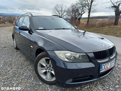 BMW Seria 3 318d DPF Touring Edition Lifestyle