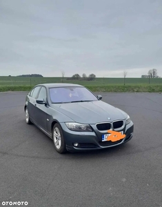 BMW Seria 3 318i