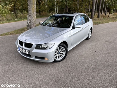 BMW Seria 3 318i