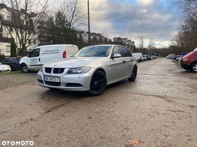 BMW Seria 3 318i