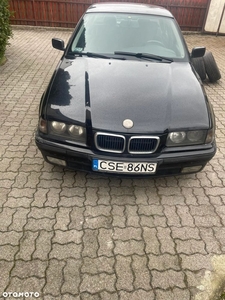 BMW Seria 3 318is