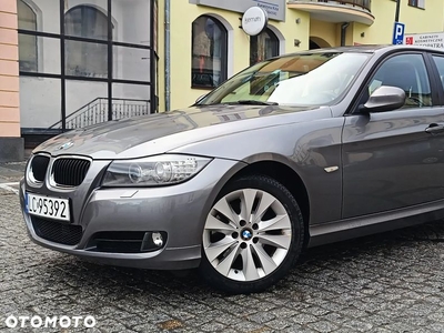 BMW Seria 3 320d Touring xDrive