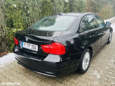 BMW Seria 3 320i