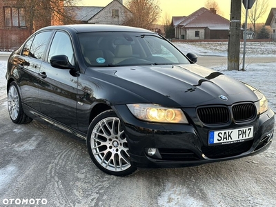 BMW Seria 3 320i