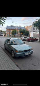 BMW Seria 3 320i