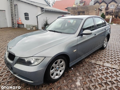 BMW Seria 3 320i