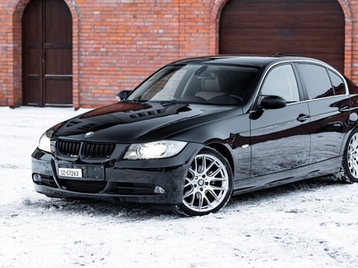 BMW Seria 3 325i