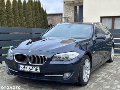 BMW Seria 5 520d Luxury Line