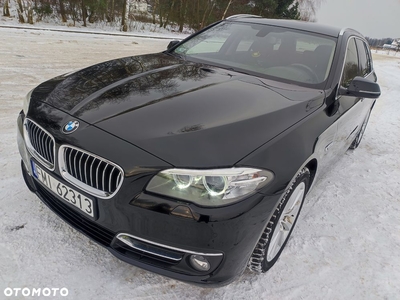 BMW Seria 5 520d xDrive Touring Luxury Line