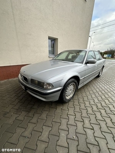 BMW Seria 7 728i L