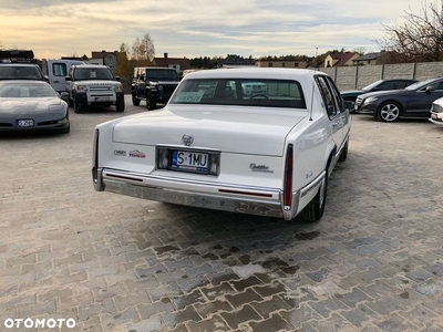 Cadillac Deville 4.9 STD